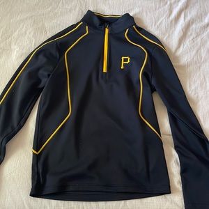 Awesome Pittsburgh Pirates pullover!